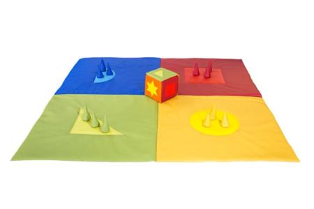 Indoor Outdoor Kinderspielmatte plus Zubehör